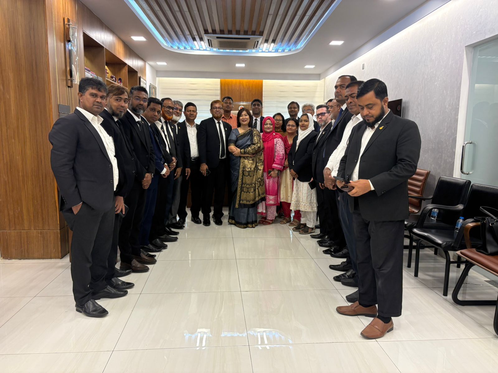 ট্যাক্সেস বার ঢাকার নবনির্বাচিত কমিটির সাথে কর কমিশনার মহোদয়
